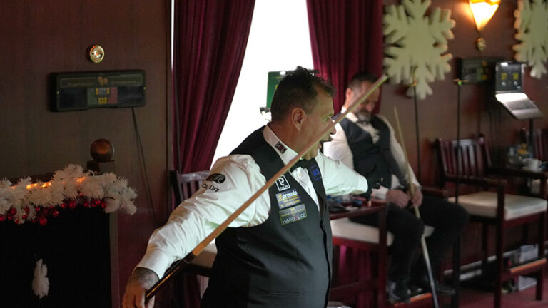 Day 2 of the Int. 3 Kings Snooker Tournament, Draw for the final day is online